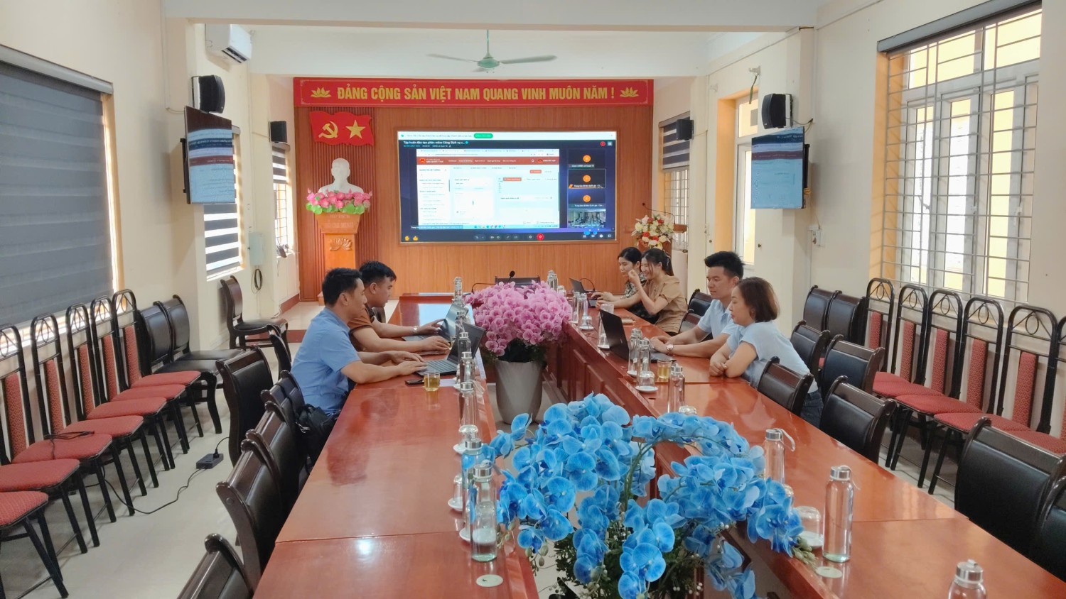 Tham dự Hội nghị tập huấn sử dụng các phân hệ của...